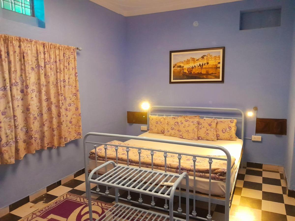 Paddy'S Loft The Lake View Hostel Udaipur Exterior foto